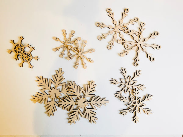 DIY- 3D Snowflakes